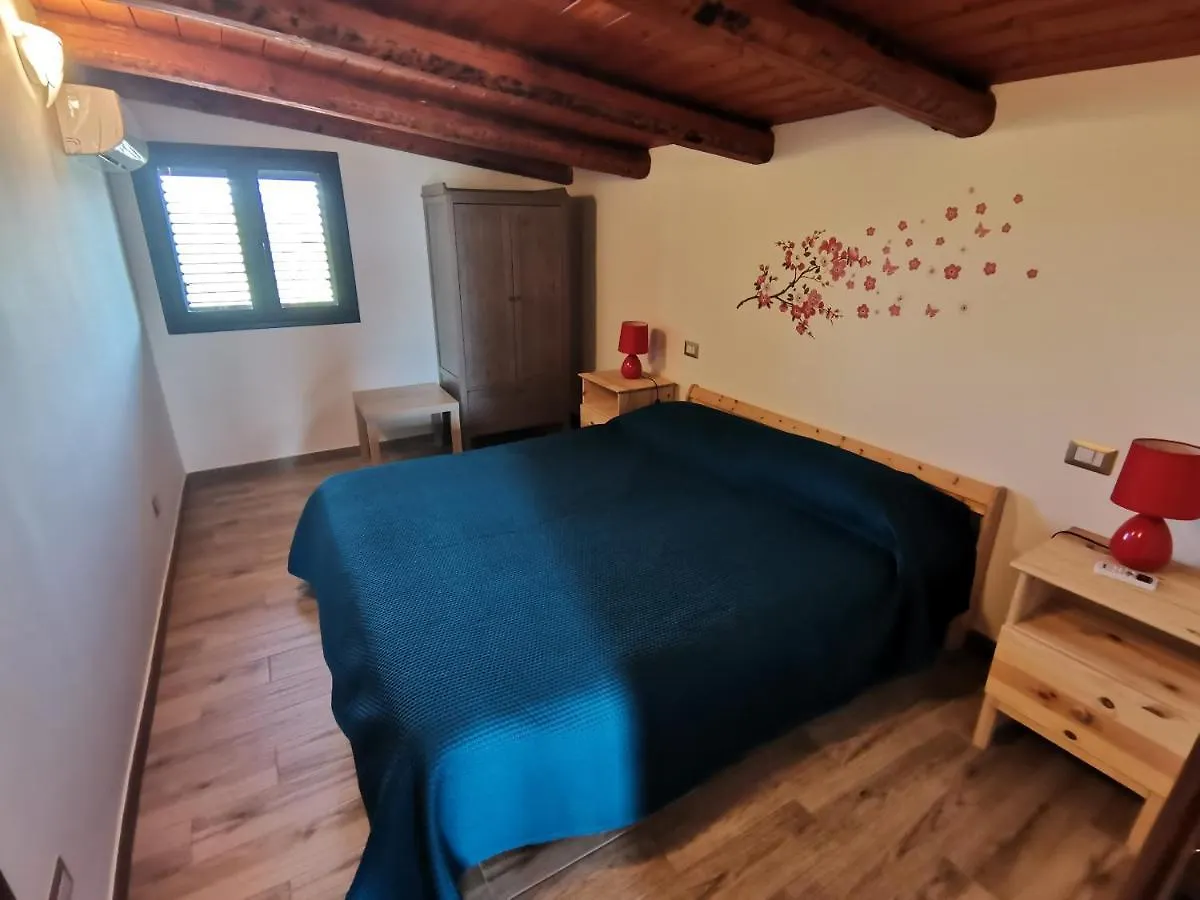 Villa Sole - Finaiti - Appartamento Per Turisti Floridia Italy