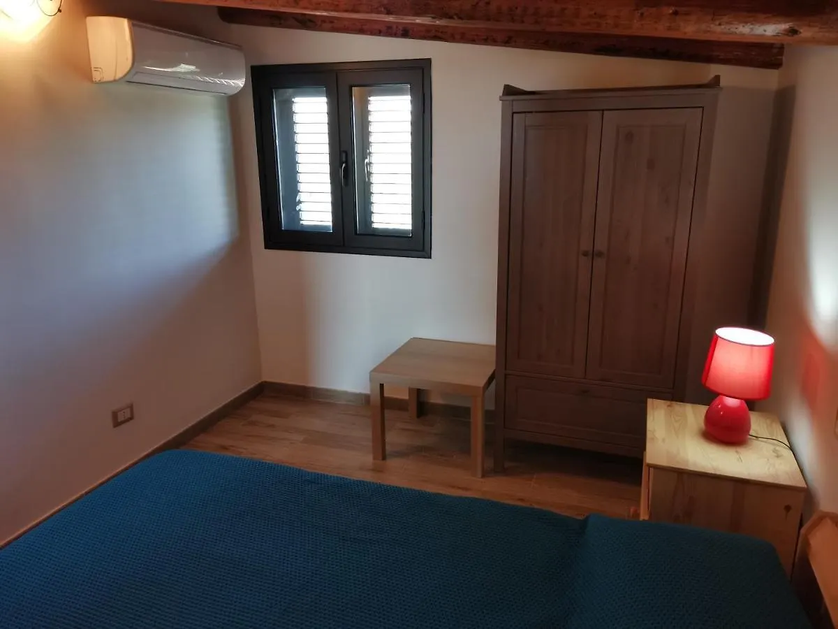 Holiday home Villa Sole - Finaiti - Appartamento Per Turisti Floridia Italy