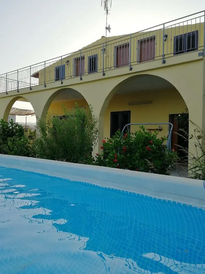 Villa Sole - Finaiti - Appartamento Per Turisti Floridia Holiday home