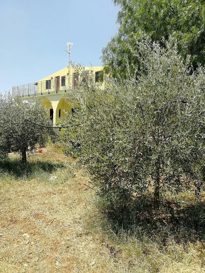 Villa Sole - Finaiti - Appartamento Per Turisti Floridia Italy