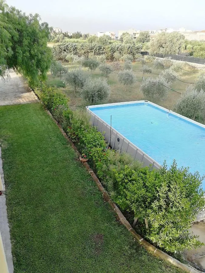 Villa Sole - Finaiti - Appartamento Per Turisti Floridia